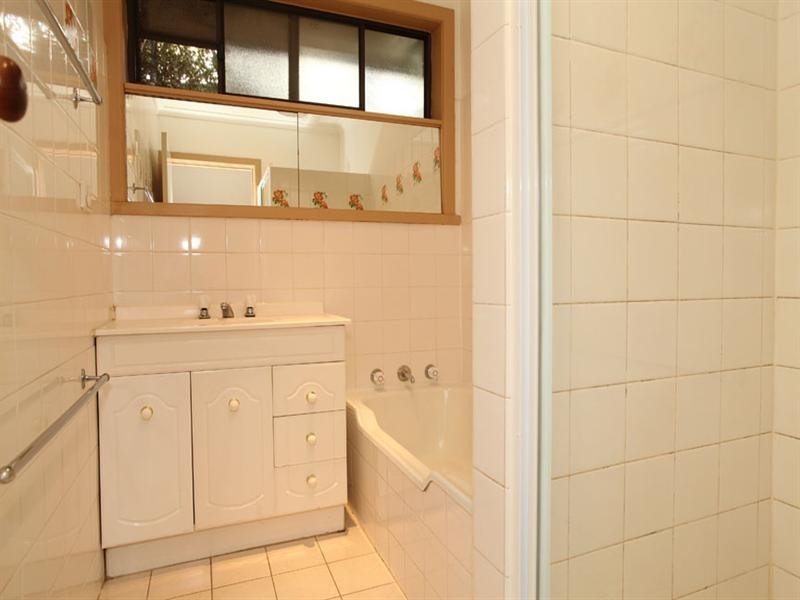 28 Blackwood Drive, Wheelers Hill VIC 3150