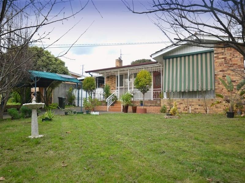 6 Westerfield Drive, Notting Hill VIC 3168