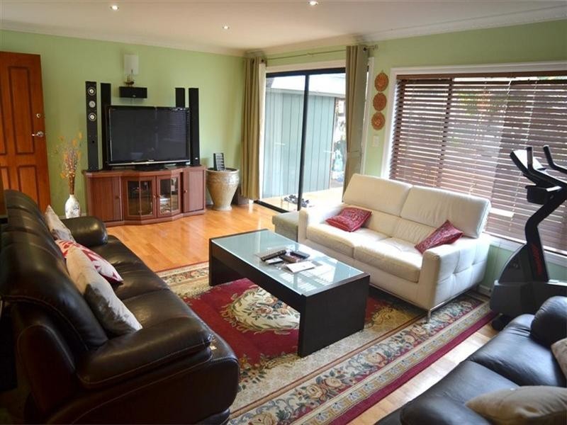 6 Westerfield Drive, Notting Hill VIC 3168