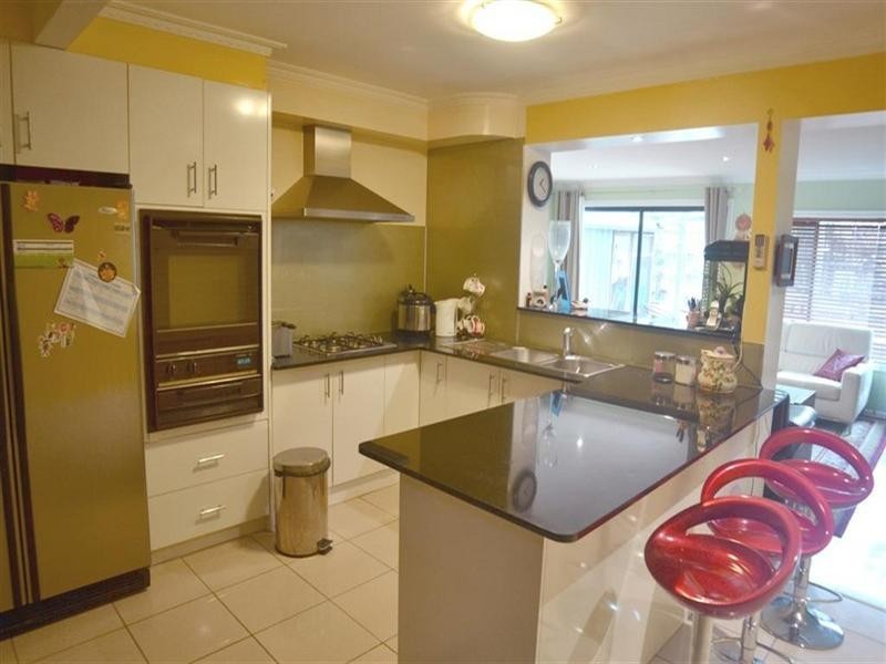 6 Westerfield Drive, Notting Hill VIC 3168