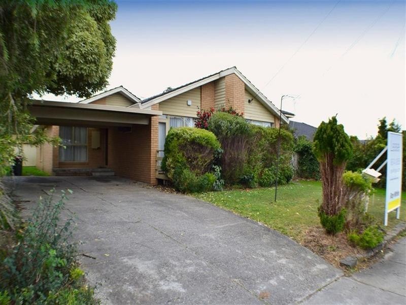19 Winston Street, Glen Waverley VIC 3150