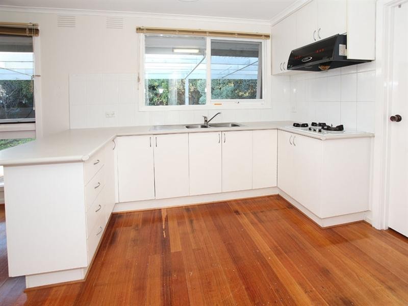 55 Capital Avenue, Glen Waverley VIC 3150