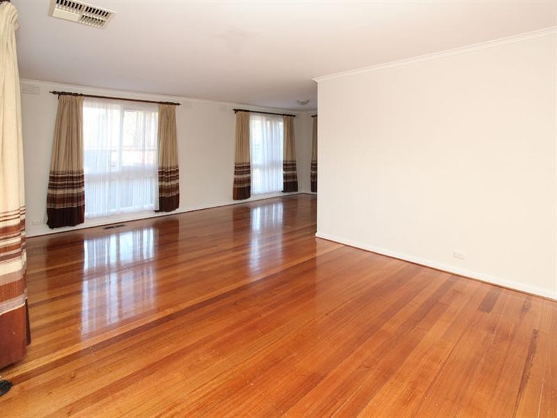 55 Capital Avenue, Glen Waverley VIC 3150