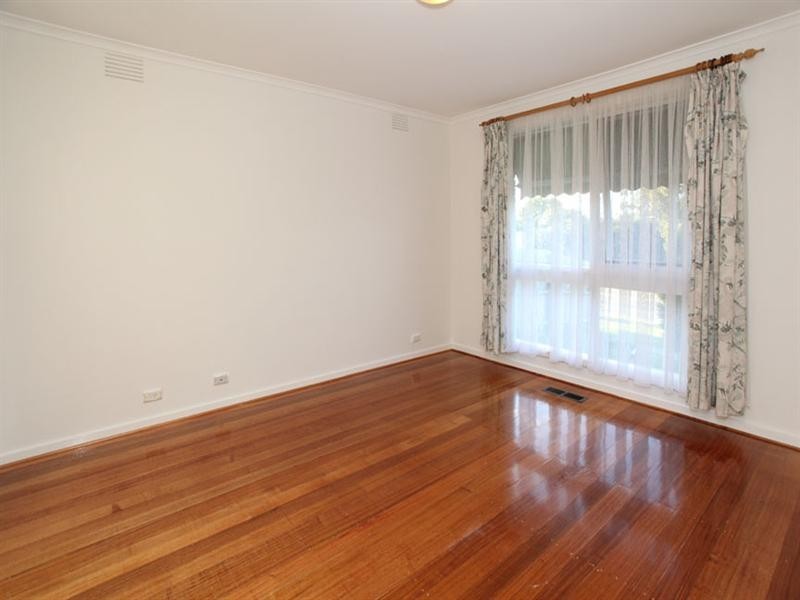 55 Capital Avenue, Glen Waverley VIC 3150