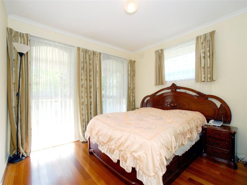 22 Annandale Crescent, Glen Waverley VIC 3150