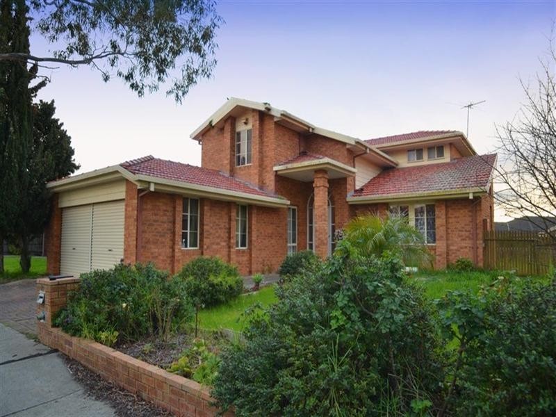19 The Fairway, Rowville VIC 3178