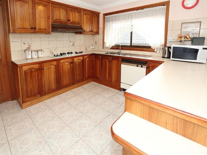 21 Ashby Drive, Dandenong North VIC 3175