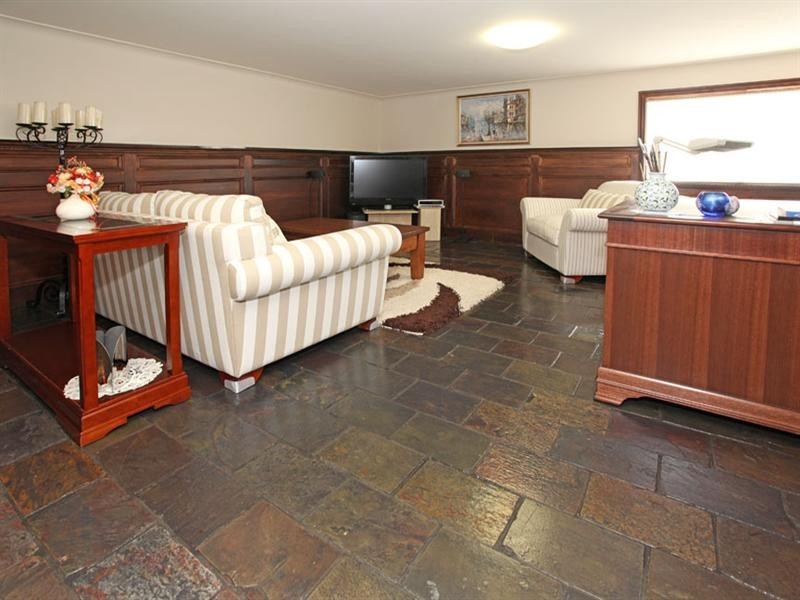 21 Ashby Drive, Dandenong North VIC 3175