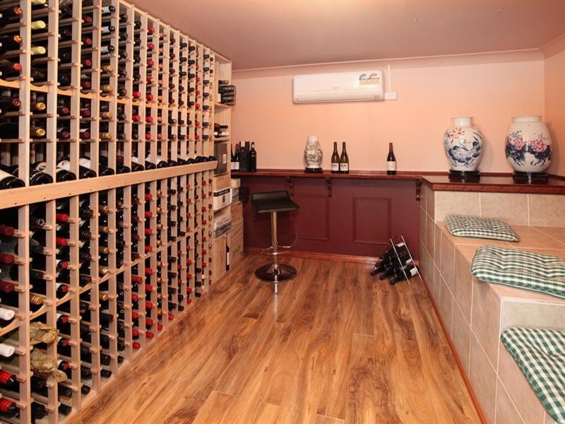 21 Ashby Drive, Dandenong North VIC 3175