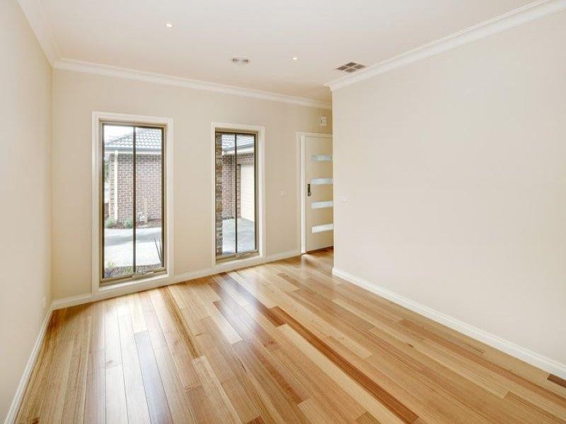 2/33 Folkestone Road, Glen Waverley VIC 3150