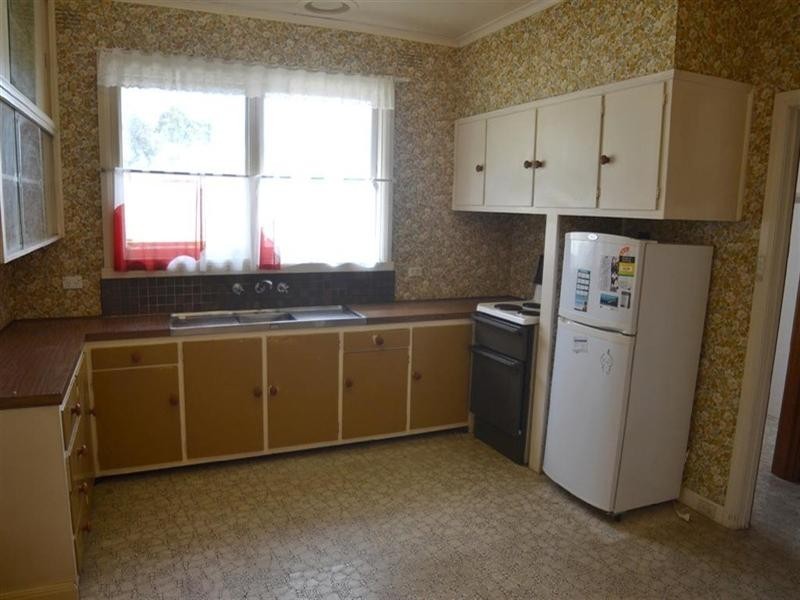 19 Edith Street, Glen Waverley VIC 3150