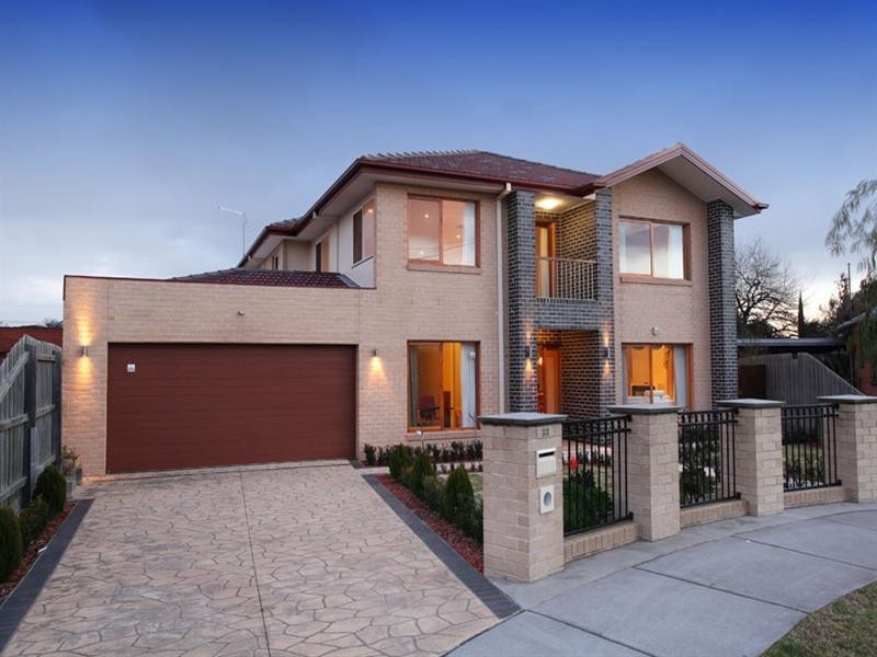 33 Hampstead Crescent, Glen Waverley VIC 3150