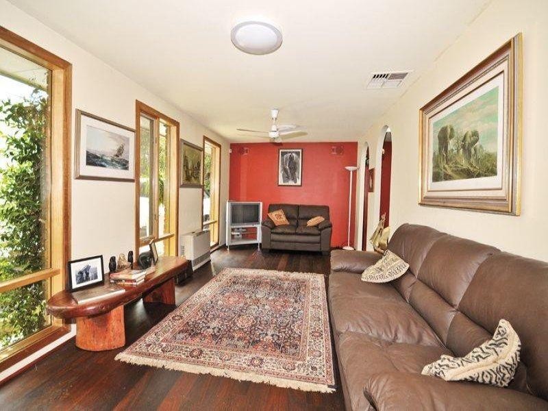 6 Marykirk Drive, Wheelers Hill VIC 3150