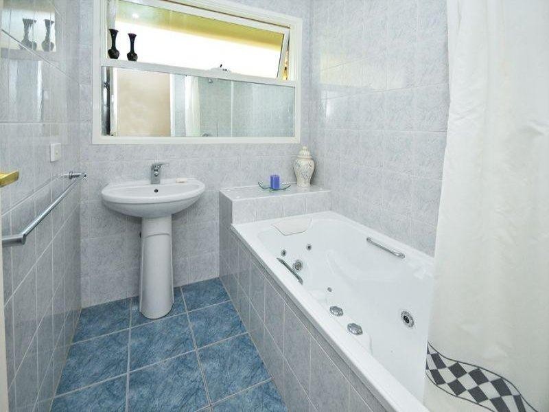 6 Marykirk Drive, Wheelers Hill VIC 3150