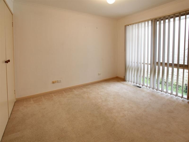 2/247 Gallaghers Road, Glen Waverley VIC 3150