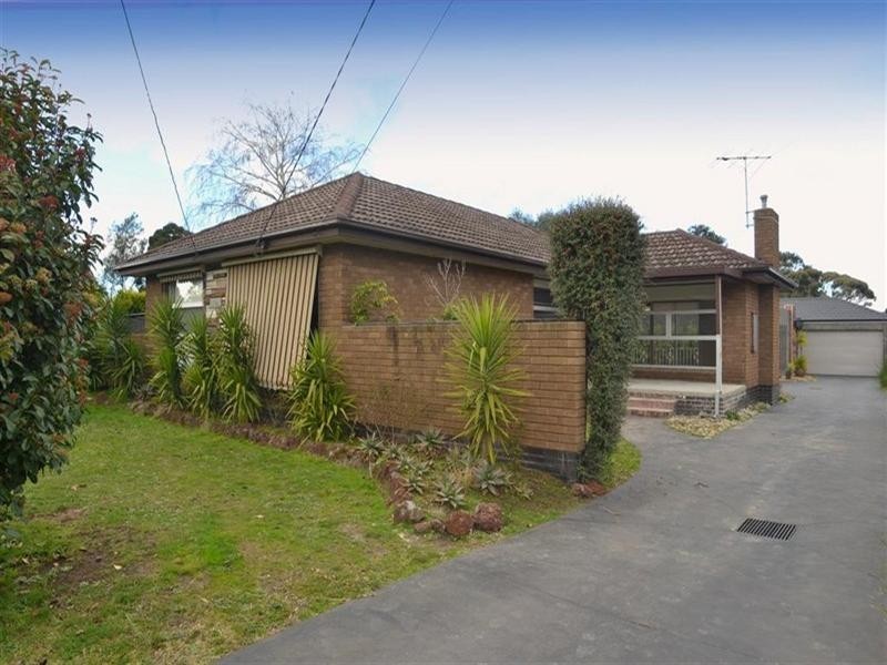 1/2 Hampstead Crescent, Glen Waverley VIC 3150