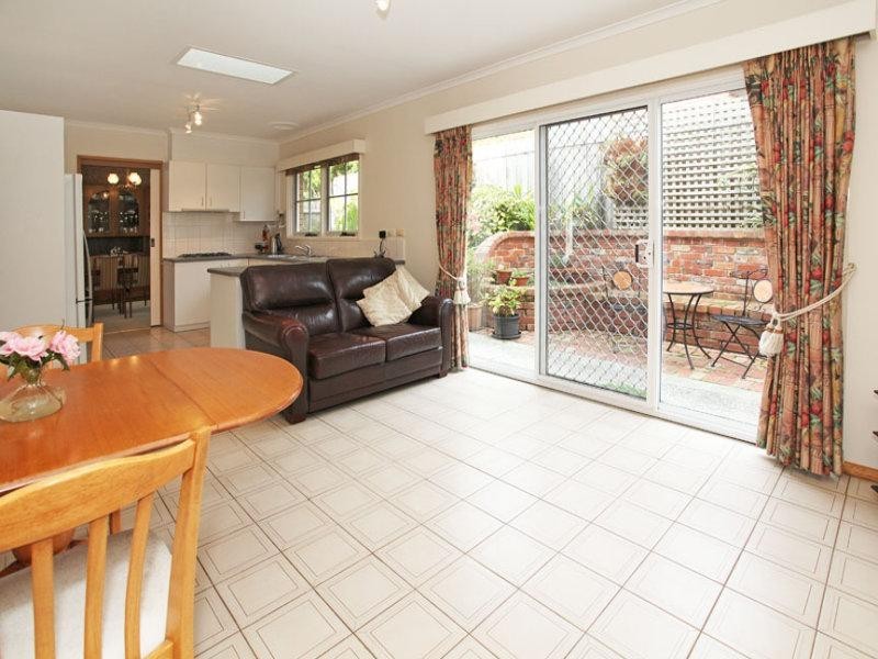 69 Strickland Drive, Wheelers Hill VIC 3150