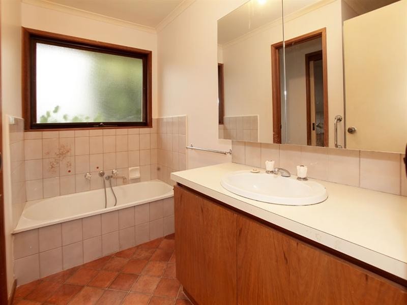 2/9 Gyton Avenue, Glen Waverley VIC 3150