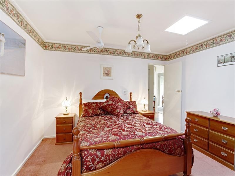 25 Glen Tower Drive, Glen Waverley VIC 3150