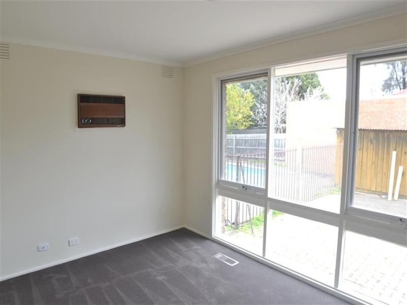 30 Gladeswood Drive, Mulgrave VIC 3170