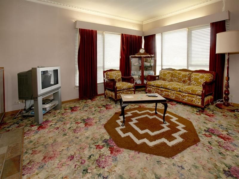 1 Kenilworth Crescent, Glen Waverley VIC 3150