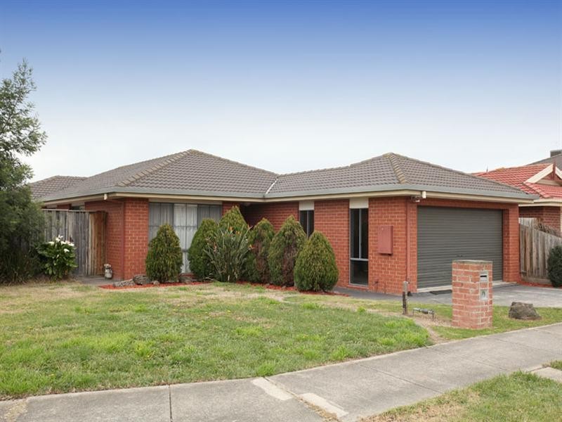 27 Waradgery Drive, Rowville VIC 3178