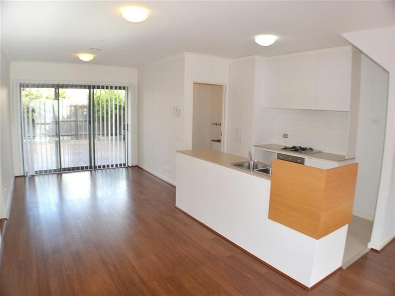 17 Southampton Drive, Mulgrave VIC 3170