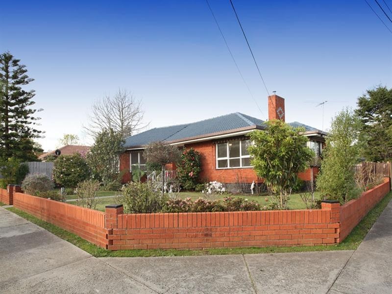 16 Hampstead Crescent, Glen Waverley VIC 3150