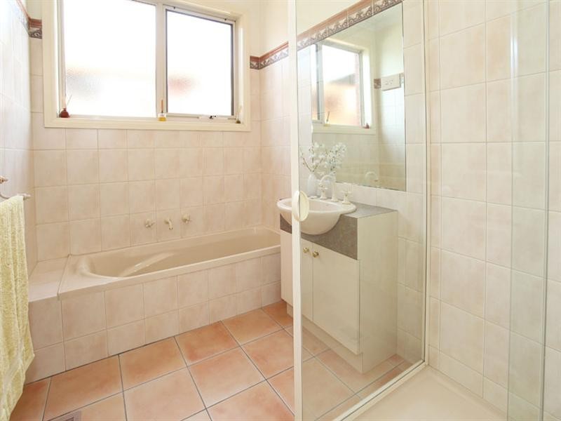 1/32 Wilson Road, Glen Waverley VIC 3150