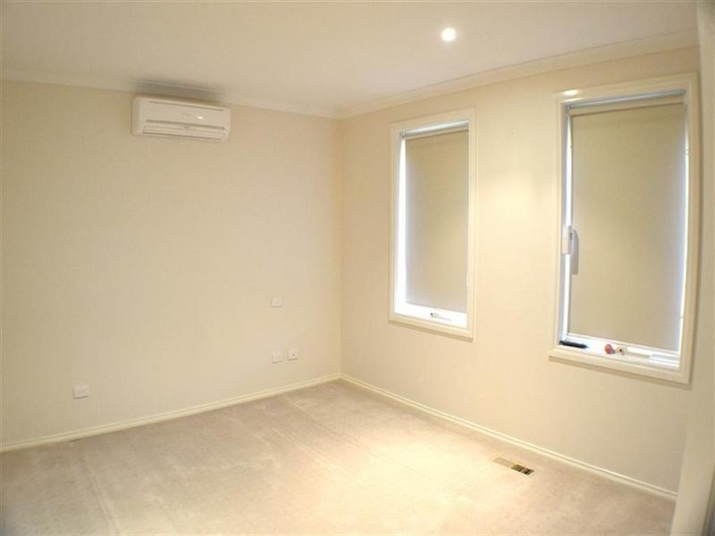 1/24 Rose Avenue, Boronia VIC 3155