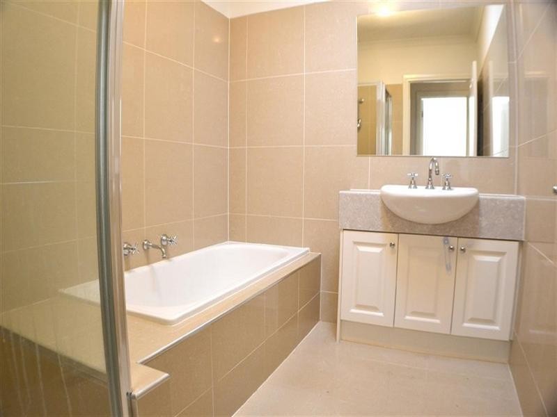 1/24 Rose Avenue, Boronia VIC 3155