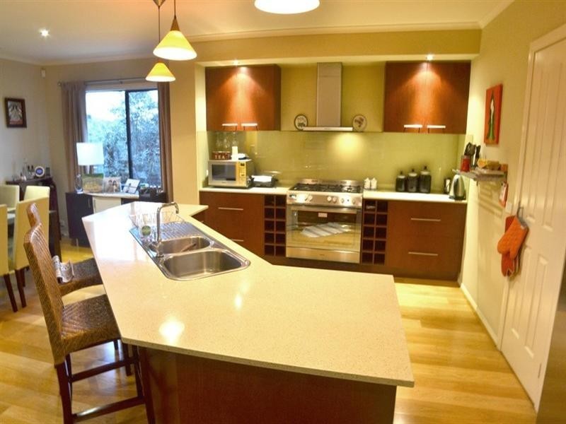 64 Herriotts Boulevard, Glen Waverley VIC 3150