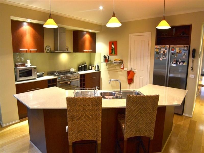 64 Herriotts Boulevard, Glen Waverley VIC 3150