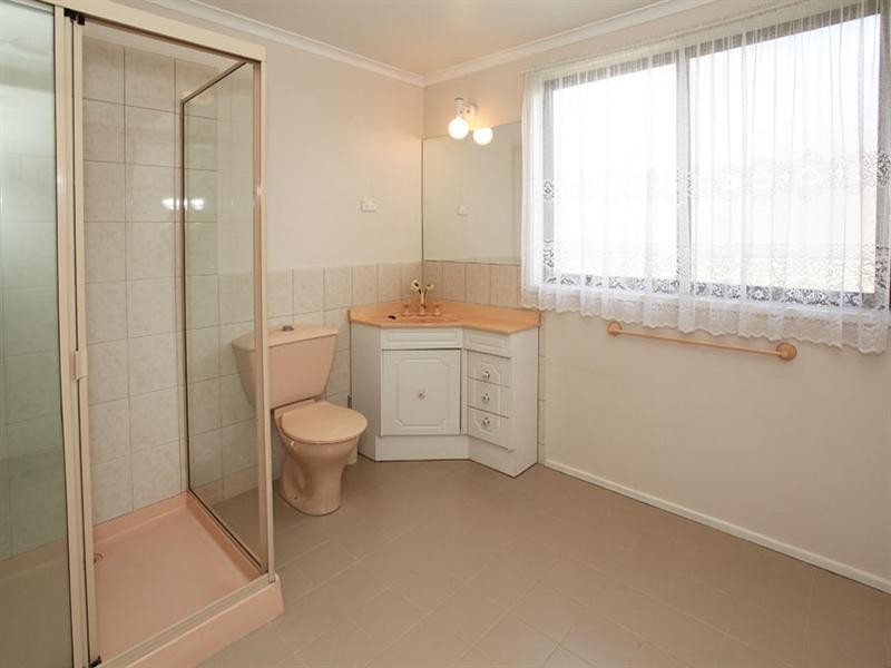 10 Murdoch Avenue, Mulgrave VIC 3170