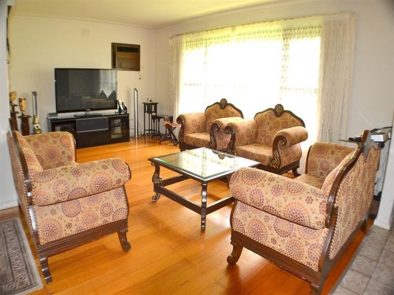 28 Brentwood Drive, Glen Waverley VIC 3150