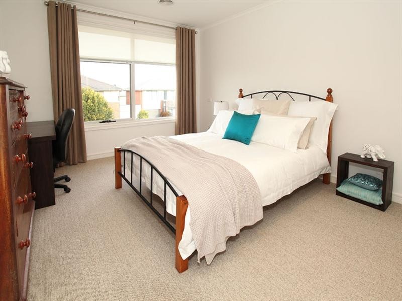 2 Southampton Drive, Mulgrave VIC 3170