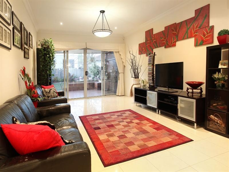 19 Stewart Road, Oakleigh East VIC 3166