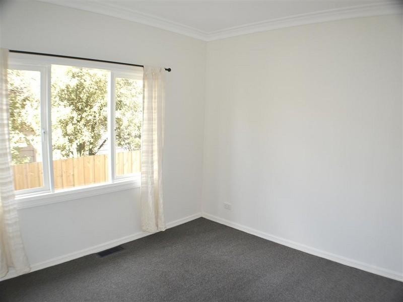 50 Fairhills Parade, Glen Waverley VIC 3150