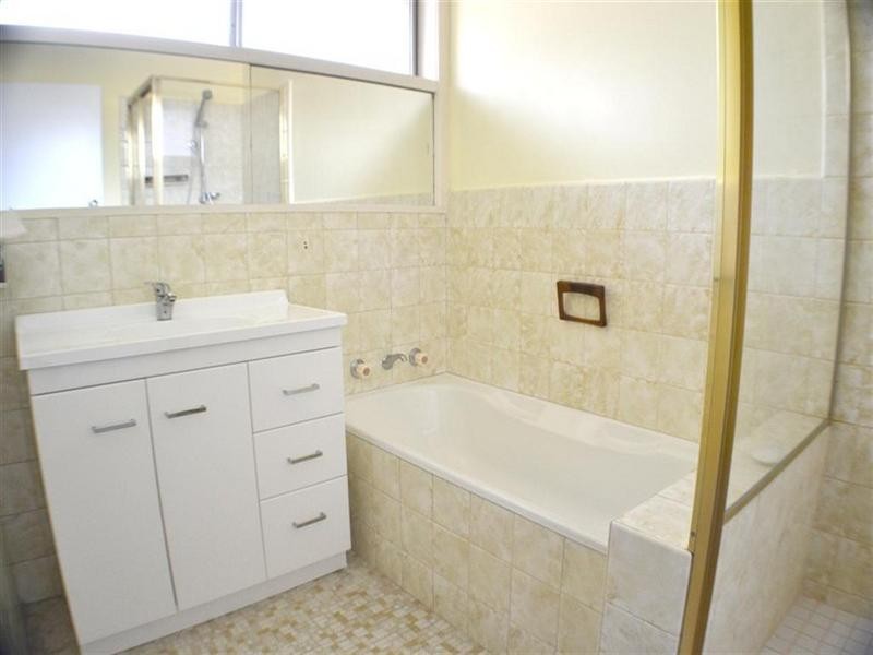 29 Packham Crescent, Glen Waverley VIC 3150