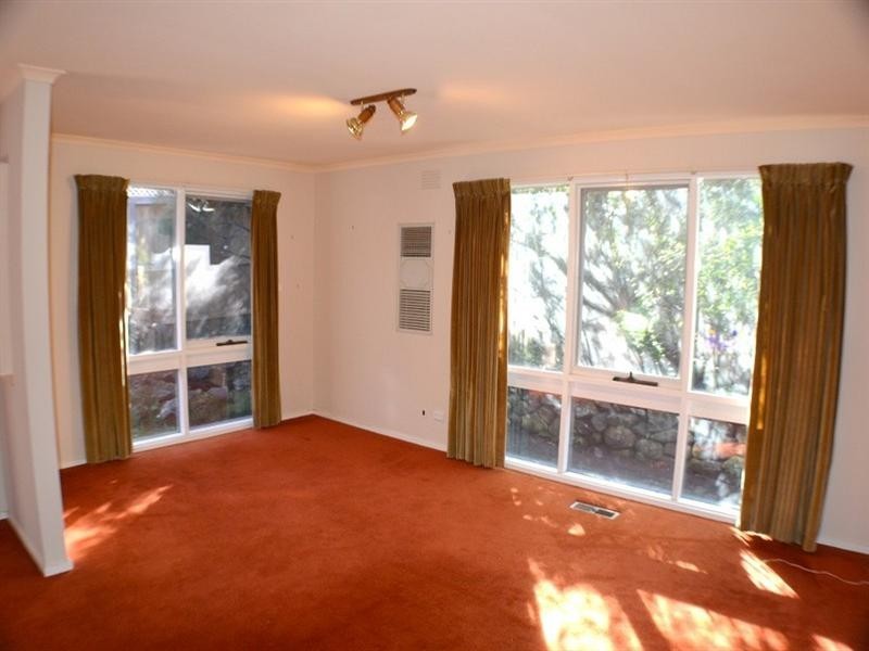 15 Winswood Close, Vermont South VIC 3133