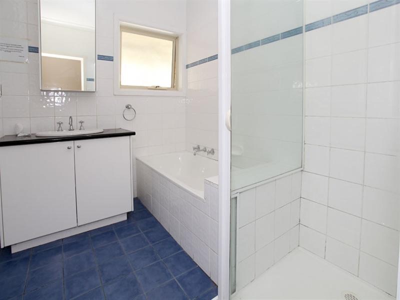 118 Huntingdale Road, Mount Waverley VIC 3149