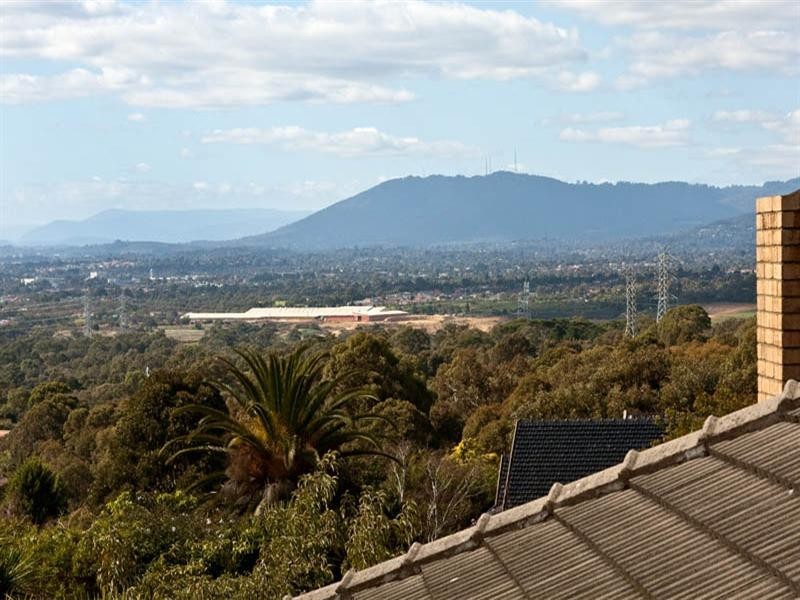 80-82 Sunnybrook Drive, Wheelers Hill VIC 3150