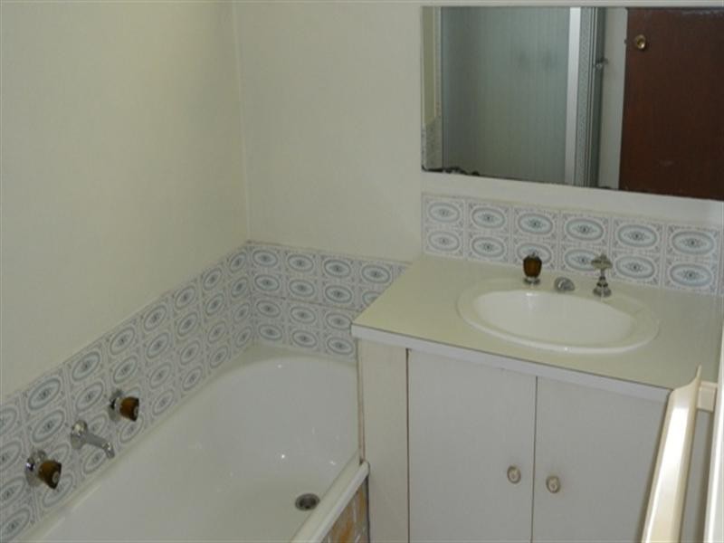 2/131 Ferntree Gully Road, Mount Waverley VIC 3149