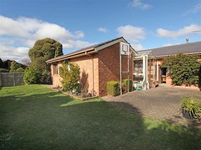 23 Tanner Street, Glen Waverley VIC 3150