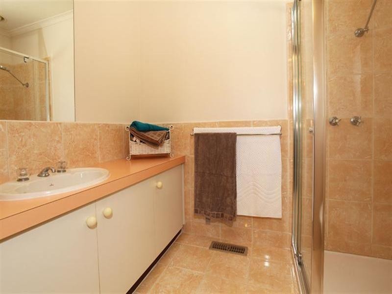 23 Tanner Street, Glen Waverley VIC 3150