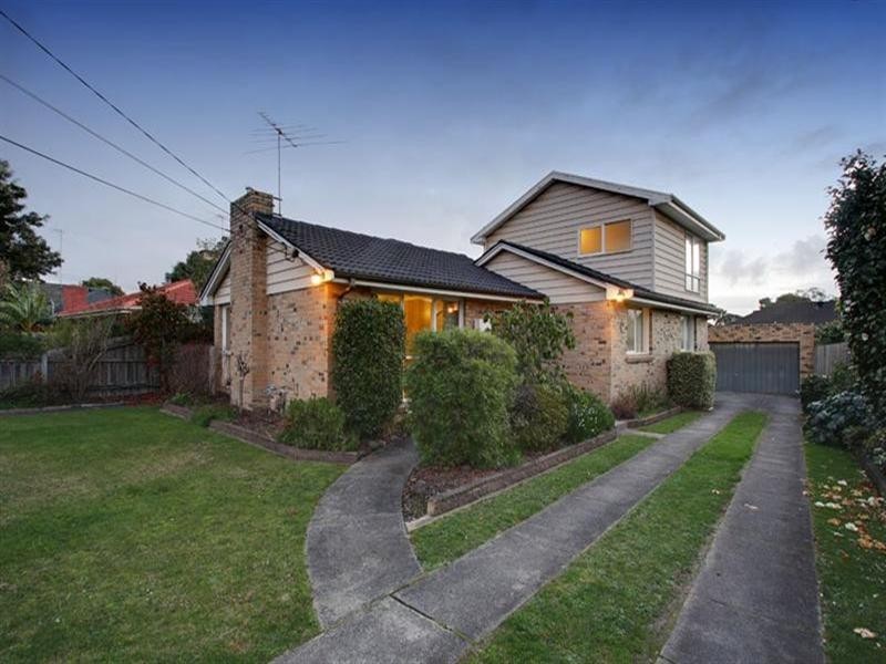 32 Botanic Drive, Glen Waverley VIC 3150