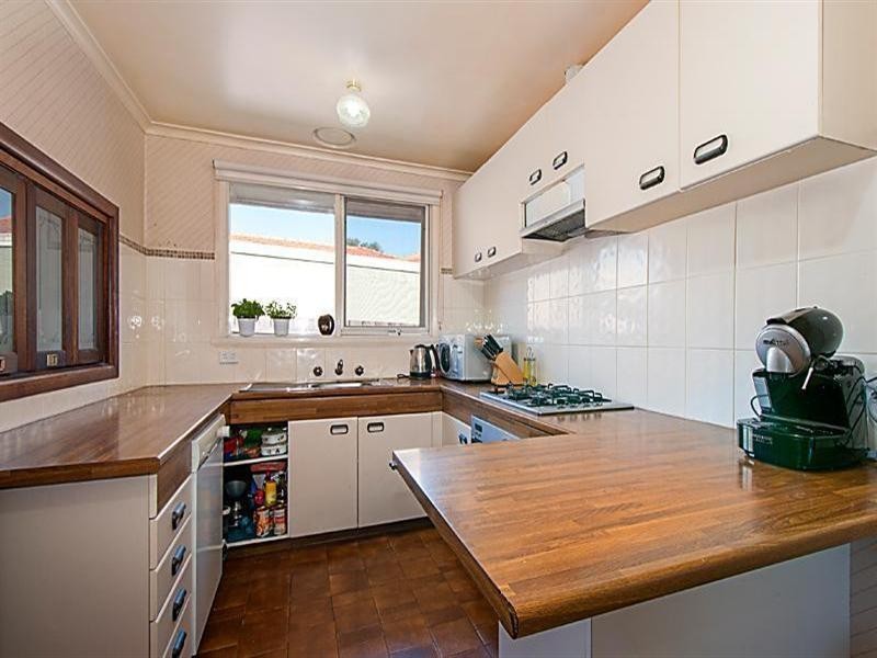 32 Botanic Drive, Glen Waverley VIC 3150