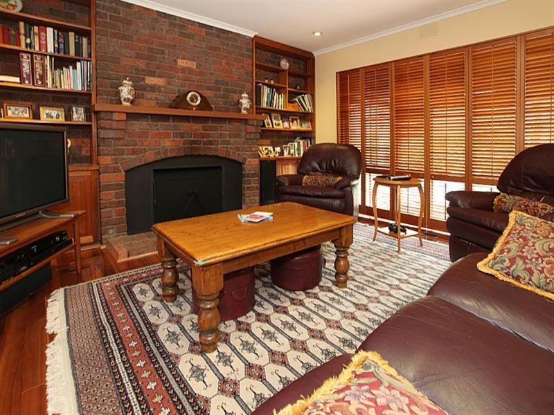 9 Alimar Road, Glen Waverley VIC 3150