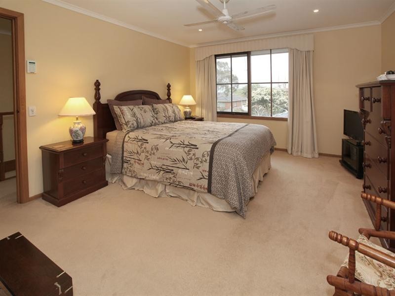 9 Alimar Road, Glen Waverley VIC 3150