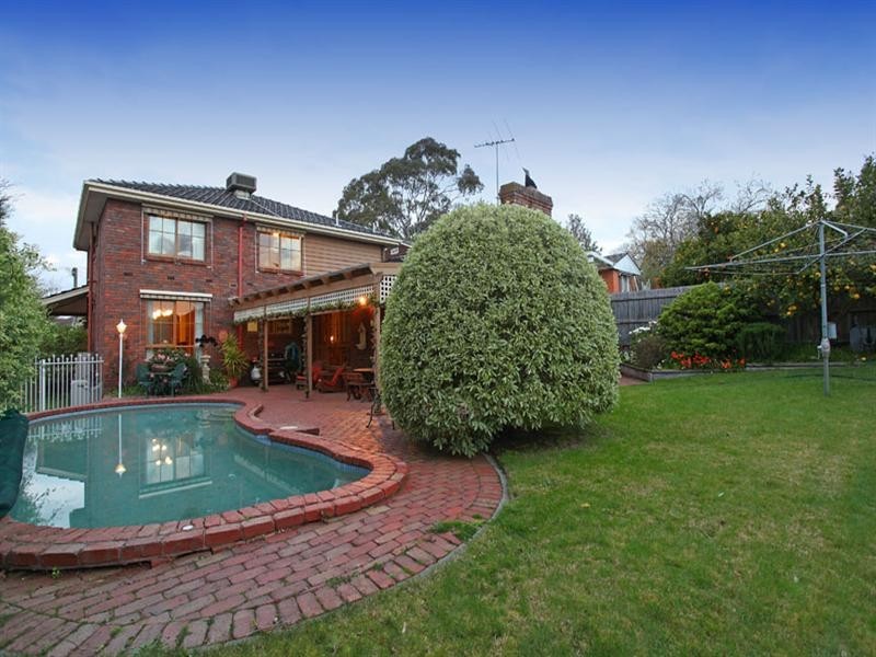 9 Alimar Road, Glen Waverley VIC 3150